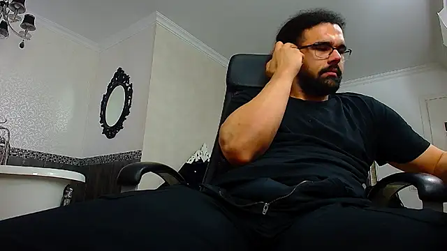 KysonRhodes Show in webcam