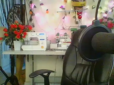 Anaconda2350 Live XXX Chat