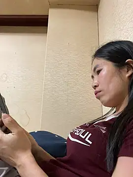 Keola_kwad Chat XXX in diretta