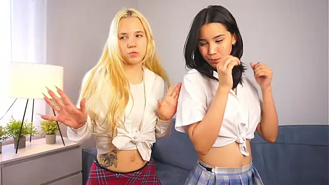 BuffyArdaly Chat XXX live