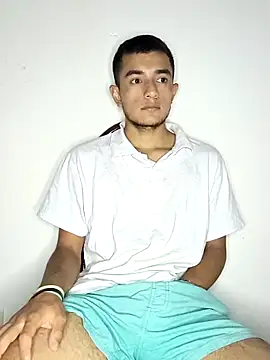 Thick_Cock Adlı Modelin Canlı XXX Sohbeti