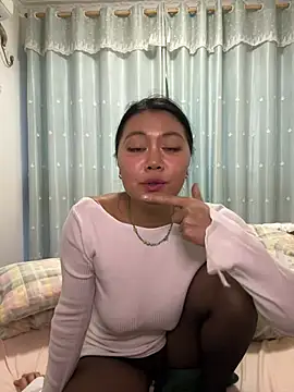 ruanruan05 webcam show