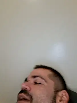 Zander823's Live XXX Chat