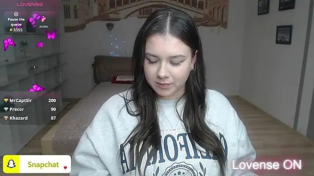 AnettaMilder Adlı Modelin Canlı XXX Sohbeti