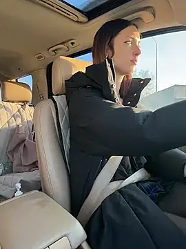 DollyTall élő XXX-chatje