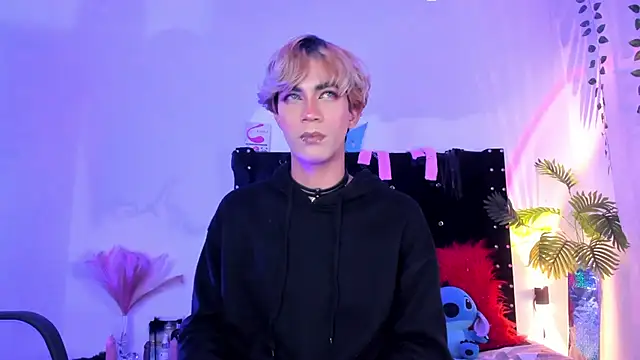 Cooperrosscute233's Webcam Show