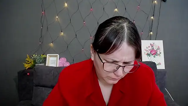 AliceInksSweetty Adlı Modelin Canlı XXX Sohbeti