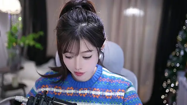 Cecily Chat XXX live