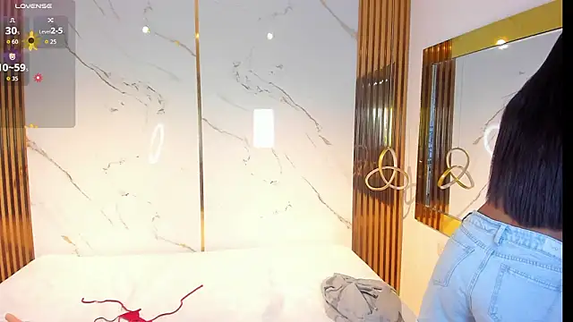 CandyRouse__'s Live XXX Chat