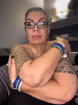 dieseldame1313's Live XXX Chat