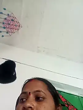 QRESABABY's Webcam Show