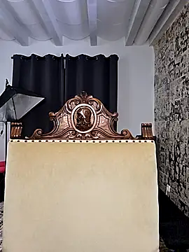 kylie_blck Adlı Modelin Web Kamerası Şovu