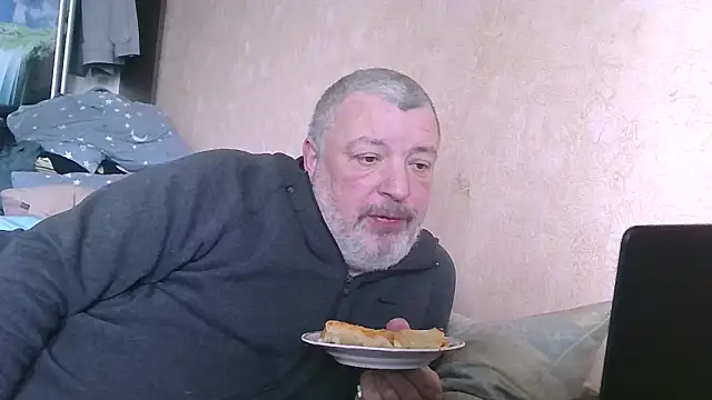 Show modela Art_Ass na web-kameri