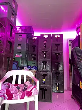 Hot_beauty__ élő XXX-chatje