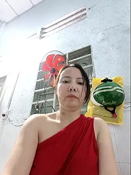 Famrita Live XXX-chat