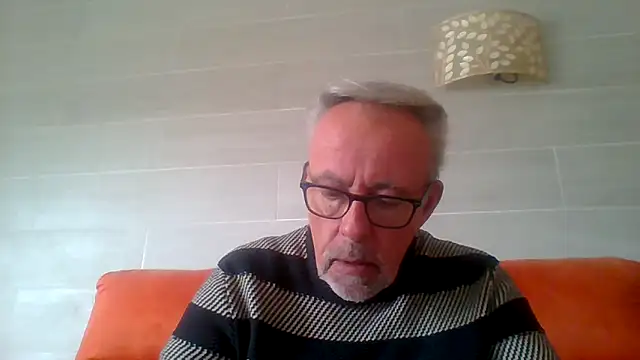 XXX chat uživo modela tuggy59