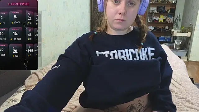 June_shy0 লাইভ XXX চ্যাট