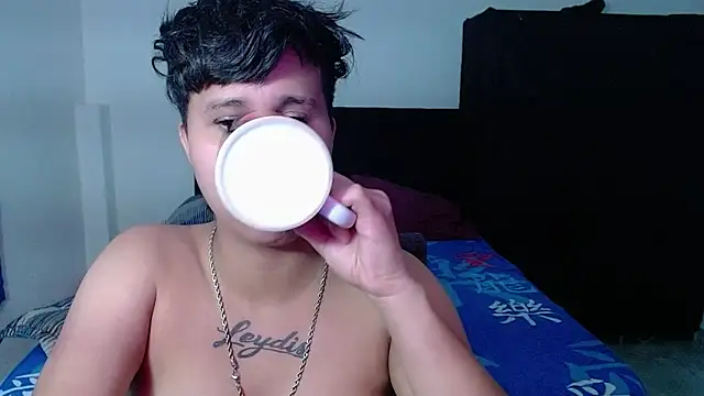 Im_Milan_Rs Chat XXX live