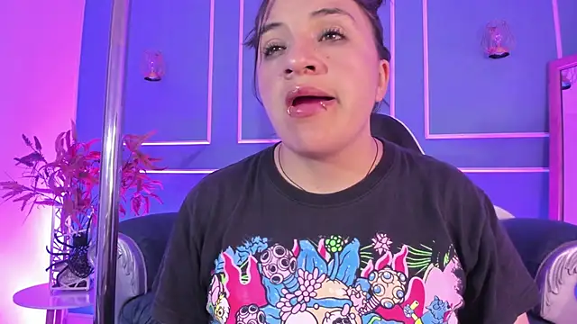 Chat +18 de TaraTaylorr ao vivo