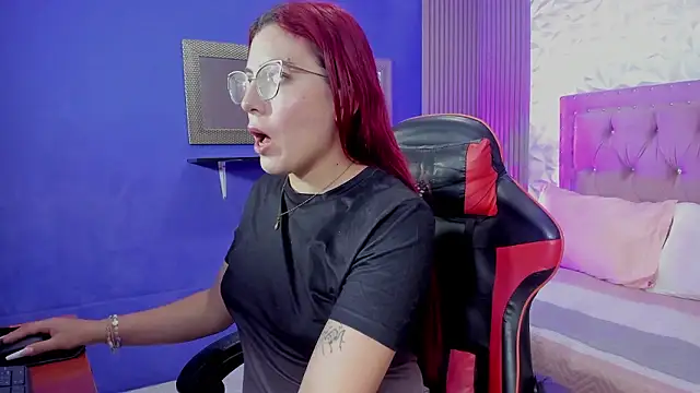 allison_mc – Naživo XXX chat