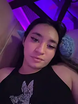 Sophie_LS Adlı Modelin Canlı XXX Sohbeti