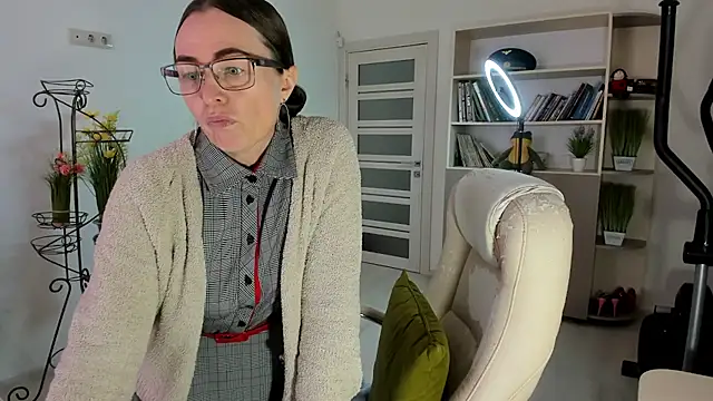 Vika73 Live XXX Chat