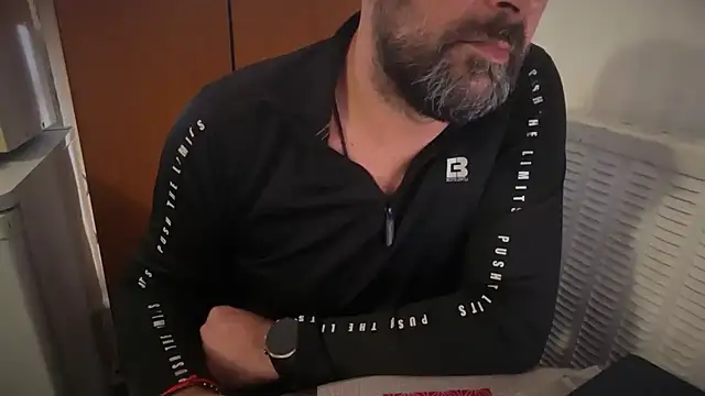 Živý XXX chat TARKAN1