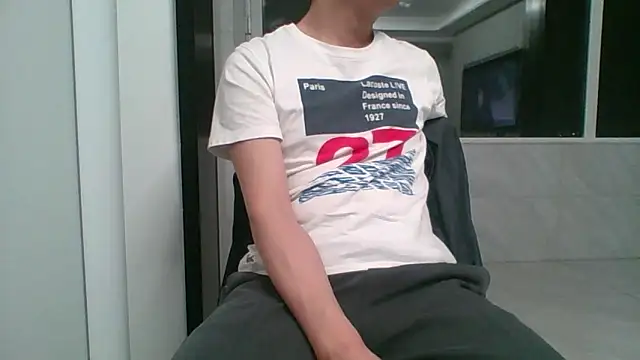 nole_china7 Adlı Modelin Canlı XXX Sohbeti