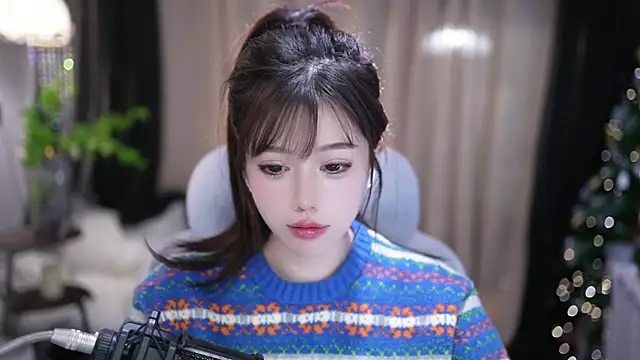 XXX chat uživo modela Cecily