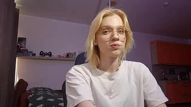 Chat +18 de AuraNevera ao vivo