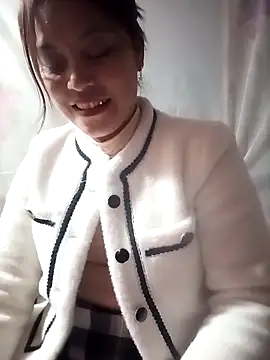 Alice-567 – Live XXX-chat