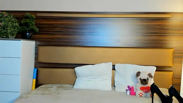 AriianaDoll – Live XXX-chat