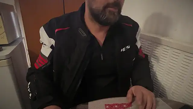 Chat XXX ao vivo de TARKAN1