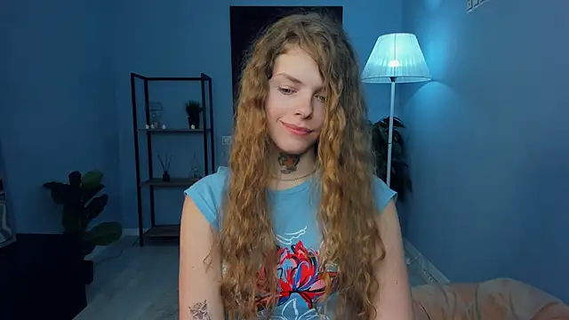 RayaNenlia's Live XXX Chat