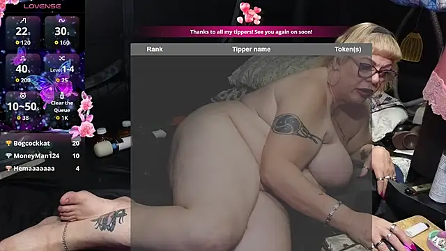 XXX chat uživo modela Castrated_Julie