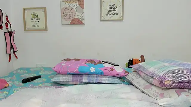 QUEEN_MANDY_BBW's Live XXX Chat