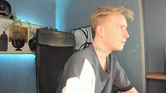 Živý XXX chat AlexxSweet