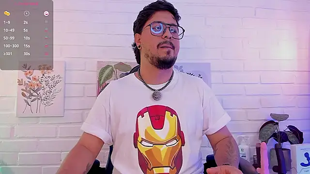 DaviidEvans_ Show in webcam