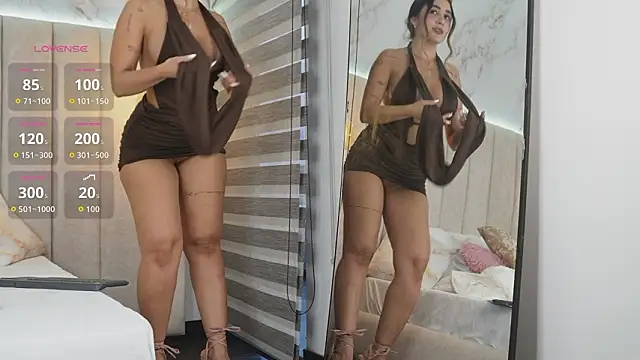 Annyy_Rosse élő XXX-chatje