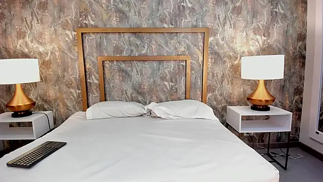 KarenNewman élő XXX-chatje