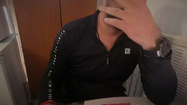 Chat XXX ao vivo de TARKAN1