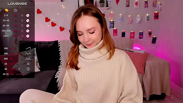 LanaBlu_ élő XXX-chatje