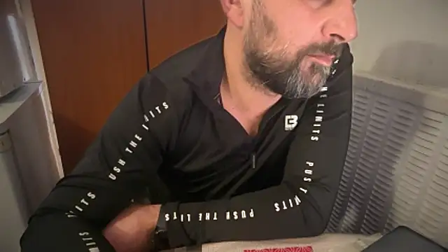 TARKAN1 Live XXX Chat