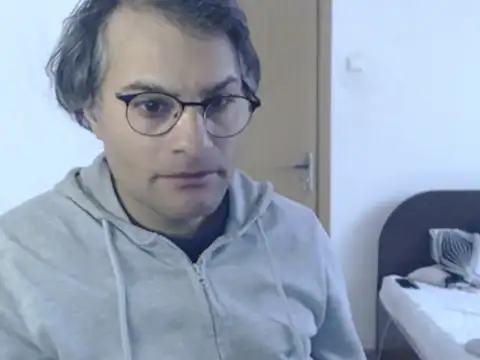 wildpussycat23 élő XXX-chatje