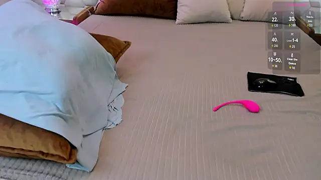 NaughtyLoryy Webcam Show