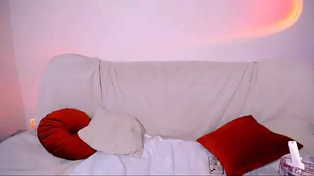 Chatroom XXX en direct de ElenaMonroe