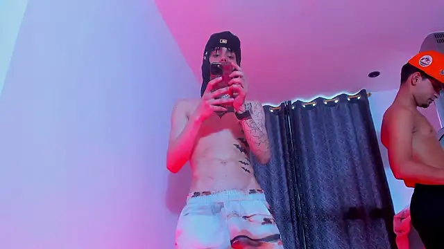 Živý XXX chat TheBatMansion