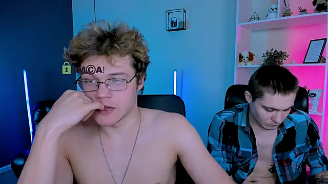 Chat XXX en directo de lucas_long_