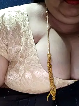 tamilthanushri 现场XXX聊天