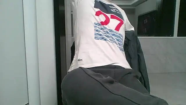 nole_china7's Live XXX Chat